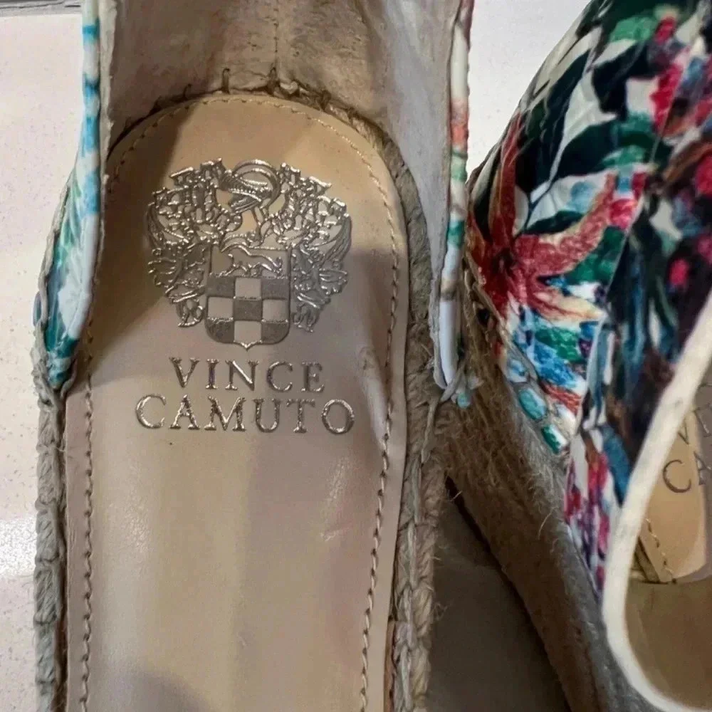 Vince Camuto Floral Wedge Heel Sandals Size 10